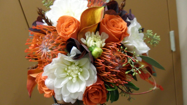 Desain Karangan Bunga Solo yang Memikat Hati dan Mata