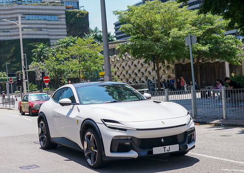 Rawat Mobilmu di Salon Mobil Jakarta Profesional